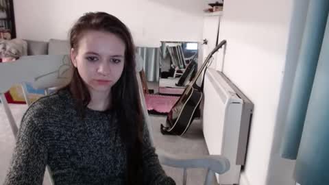 Snapshot of hope_xo chatting on March 2, 10:49 pm Hope online show from March 2, 10:49 pm