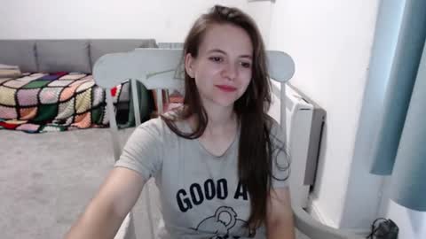 Snapshot of hope_xo chatting on July 3, 6:47 pm Hope online show from July 3, 6:47 pm