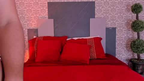 Layla Noir online show from May 22, 11:38 am