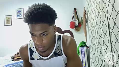 Snapshot of horneyguy2399 chatting on January 8, 1:32 am sugarbaby online show from January 8, 1:32 am