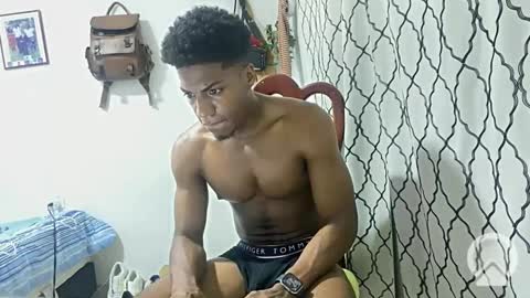 Snapshot of horneyguy2399 chatting on January 11, 12:44 am sugarbaby online show from January 11, 12:44 am