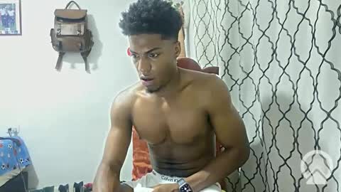 Snapshot of horneyguy2399 chatting on January 16, 4:49 am sugarbaby online show from January 16, 4:49 am