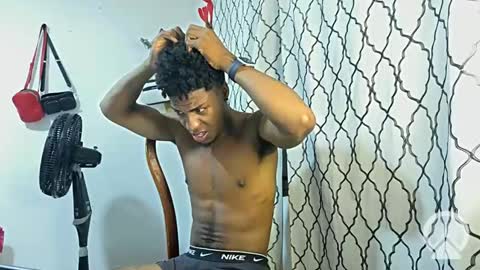 Snapshot of horneyguy2399 chatting on February 9, 4:57 am sugarbaby online show from February 9, 4:57 am