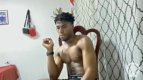 Snapshot of horneyguy2399 chatting on February 26, 2:37 am sugarbaby online show from February 26, 2:37 am