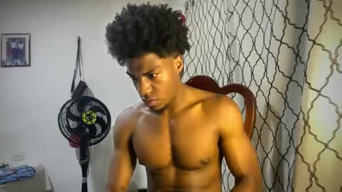 Snapshot of horneyguy2399 chatting on September 14, 4:39 pm sugarbaby online show from September 14, 4:39 pm