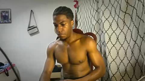 Snapshot of horneyguy2399 chatting on October 18, 5:14 pm sugarbaby online show from October 18, 5:14 pm