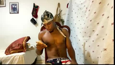 sugarbaby online show from May 6, 11:32 pm