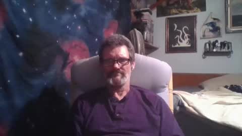 Snapshot of horneyjoe48 chatting on January 29, 8:08 am joey online show from January 29, 8:08 am
