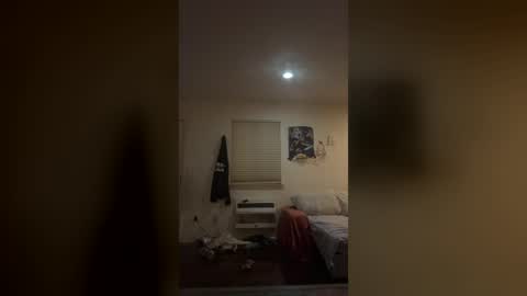 horneyman19860 online show from August 7, 1:29 am