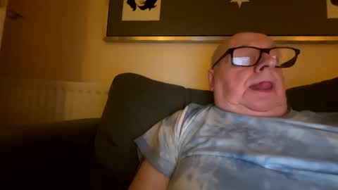 Cum suck Me off online show from March 16, 5:44 am