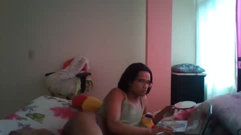 Snapshot of horny_brii chatting on February 22, 9:13 pm horny_brii online show from February 22, 9:13 pm