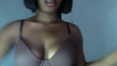 delilah online show from May 25, 10:43 am