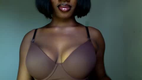 delilah online show from May 28, 10:23 am
