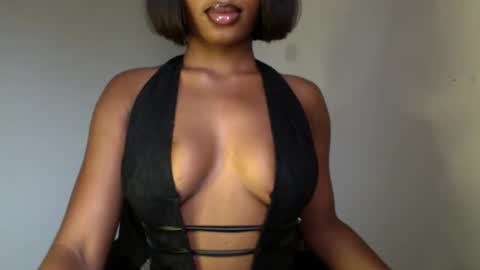 delilah online show from May 30, 11:29 am