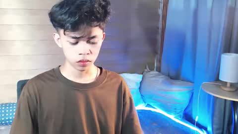 Snapshot of horny_joshxxx chatting on February 27, 9:53 am horny_joshxxx online show from February 27, 9:53 am