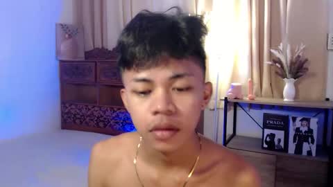 Snapshot of horny_joshxxx chatting on May 15, 12:50 am horny_joshxxx online show from May 15, 12:50 am