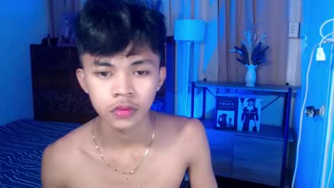 Snapshot of horny_joshxxx chatting on June 24, 6:18 pm horny_joshxxx online show from June 24, 6:18 pm
