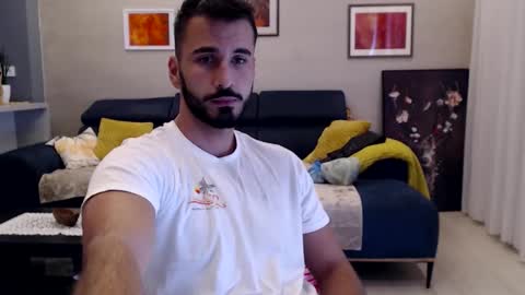 hornyasfuckk33 online show from October 31, 11:22 am