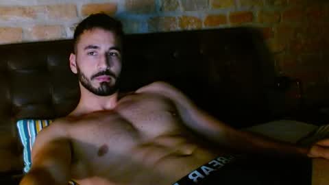 hornyasfuckk33 online show from March 5, 9:22 pm