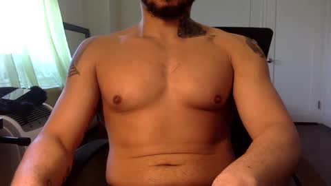 Snapshot of hornybbcxx chatting on February 4, 7:00 pm hornybbcxx online show from February 4, 7:00 pm