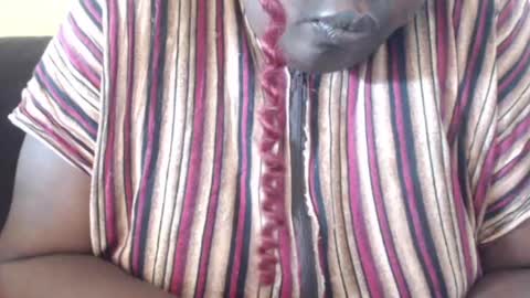 Snapshot of hornybigtitts chatting on January 15, 11:00 am monica zain online show from January 15, 11:00 am