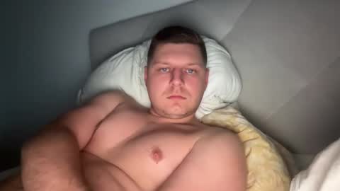 Snapshot of hornyboy95300 chatting on December 28, 3:26 pm hornyboy95300 online show from December 28, 3:26 pm