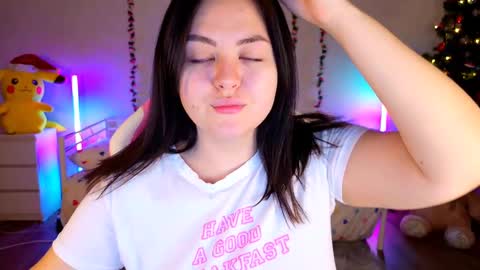 Snapshot of hornycakee chatting on December 19, 2:12 am HornyCakee online show from December 19, 2:12 am