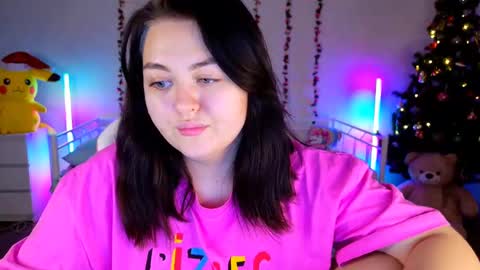 Snapshot of hornycakee chatting on December 25, 9:34 am HornyCakee online show from December 25, 9:34 am