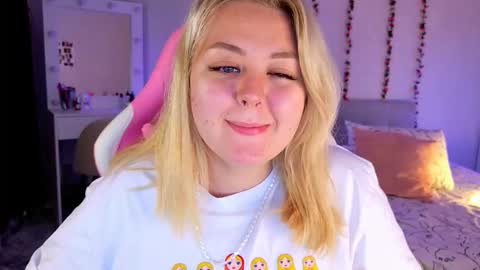 Snapshot of hornycakee chatting on October 15, 10:37 am HornyCakee online show from October 15, 10:37 am