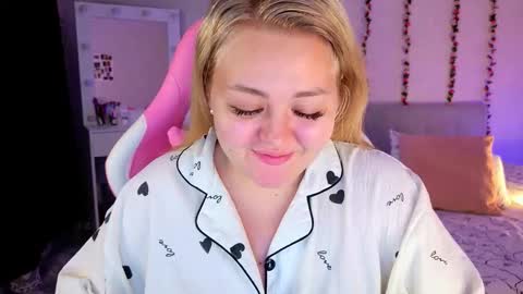 Snapshot of hornycakee chatting on October 16, 12:28 pm HornyCakee online show from October 16, 12:28 pm