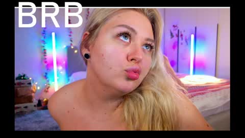 HornyCakee online show from May 11, 4:04 pm