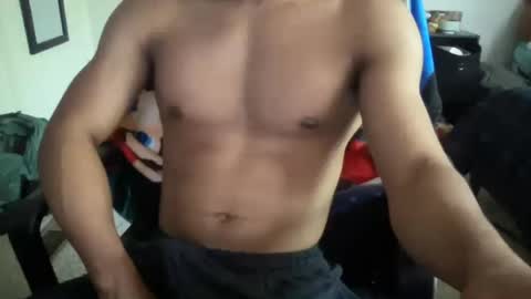 Snapshot of hornycollegeboy510 chatting on June 20, 12:14 am hornycollegeboy510 online show from June 20, 12:14 am