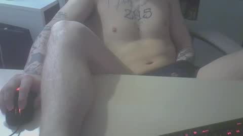 hornyfitboy24 online show from April 25, 3:09 am