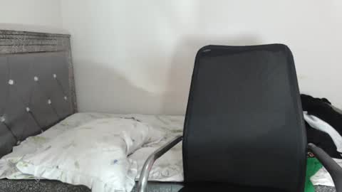 hornygal256 online show from December 2, 5:46 am