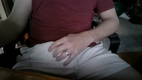 hornyhubby1001 online show from March 3, 2:34 pm