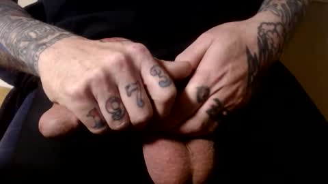 Snapshot of hornyhumpers chatting on March 1, 6:15 am Hornyhumper online show from March 1, 6:15 am