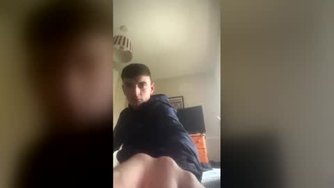 Snapshot of hornyjohnxc chatting on February 20, 5:13 pm hornyjohnxc online show from February 20, 5:13 pm