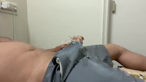 Snapshot of hornyme57 chatting on December 18, 7:30 pm Ash online show from December 18, 7:30 pm