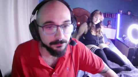 hornymoon7w7 online show from February 2, 2:43 am