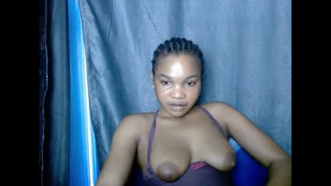 Snapshot of hornyxbum chatting on December 16, 9:46 am hornyxbum online show from December 16, 9:46 am