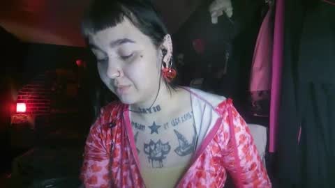 Snapshot of horror_circus chatting on December 28, 5:23 am Messalina Horror online show from December 28, 5:23 am