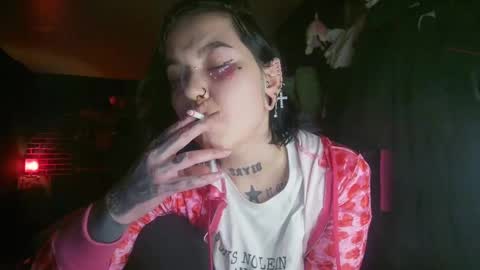 Snapshot of horror_circus chatting on January 7, 3:14 am Messalina Horror online show from January 7, 3:14 am