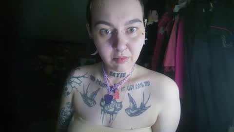 Snapshot of horror_circus chatting on January 18, 4:59 am Messalina Horror online show from January 18, 4:59 am