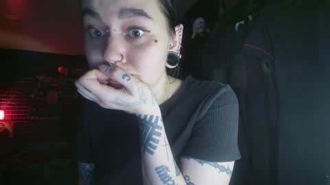 Snapshot of horror_circus chatting on February 9, 5:40 am Messalina Horror online show from February 9, 5:40 am