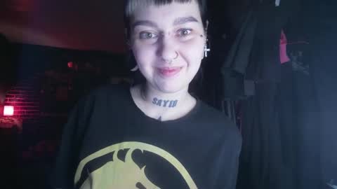 Snapshot of horror_circus chatting on March 7, 12:48 am Messalina Horror online show from March 7, 12:48 am