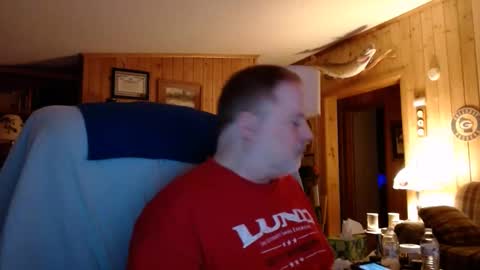 Snapshot of horsebigballs chatting on February 4, 4:48 am horsebigballs online show from February 4, 4:48 am