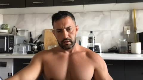 Chriss90 online show from June 12, 8:02 am