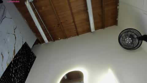 hot__genesis online show from February 16, 1:07 pm