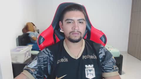 Snapshot of hot__husbands chatting on September 27, 11:21 pm hot__husbands online show from September 27, 11:21 pm