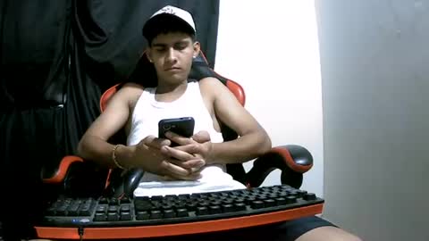 hot__mechanic online show from July 9, 3:16 pm